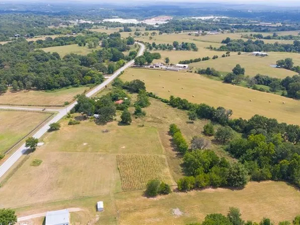 E Monitor Rd, Springdale, AR 72764