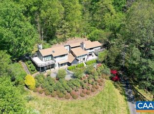 978 E Branch Loop, Roseland, VA 22967