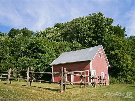Barn & Fence 2nd View