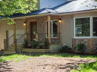 71 Cedar Ln, Rochester, NY 14622