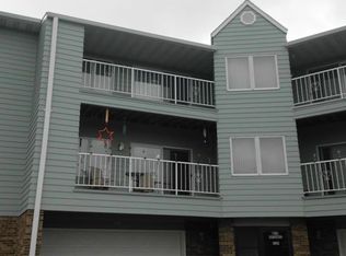920 W Norway Ave APT 301, Mitchell, SD 57301