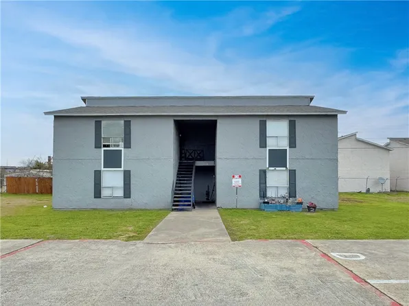 2703 Evergreen Cir, Bryan, TX 77801