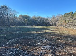 311 Park Rd #14, Bandera, TX 78003