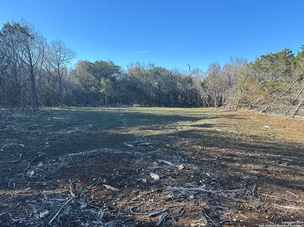 311 Park Rd LOT 14, Bandera, TX 78003