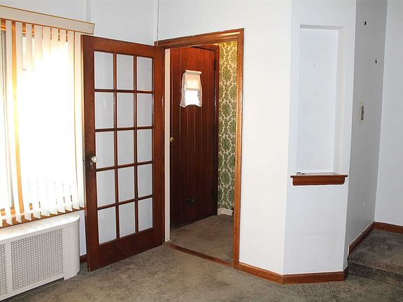 2nd image of 60-41 77th Pl