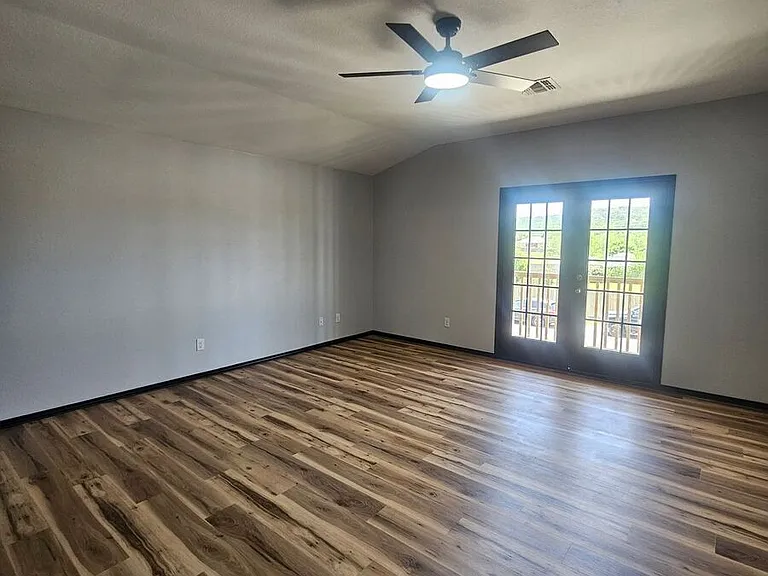 6604 Mustang Creek Rd — Photo 12