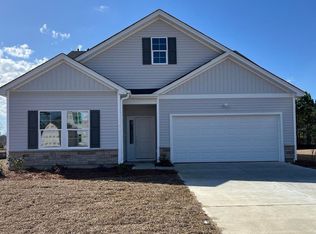 404 Mayflower Dr NW, Calabash, NC 28467