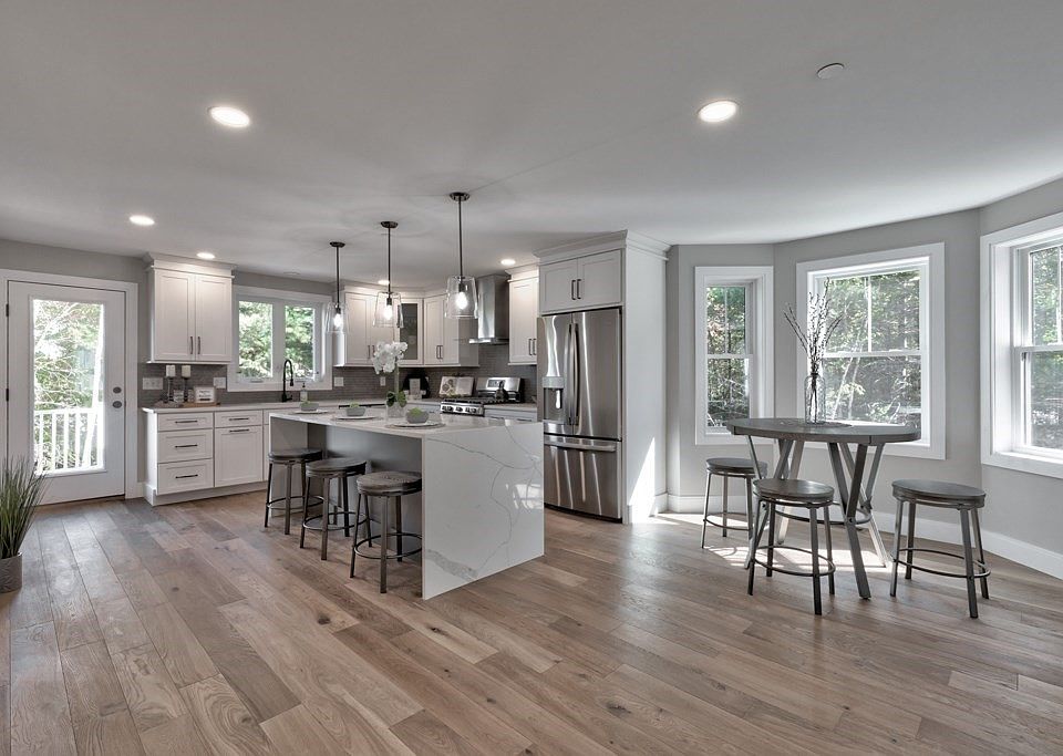 2nd image of 97 N Main St #3