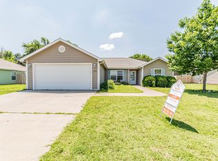 1779 W 14th Street Pl, Junction City, KS 66441