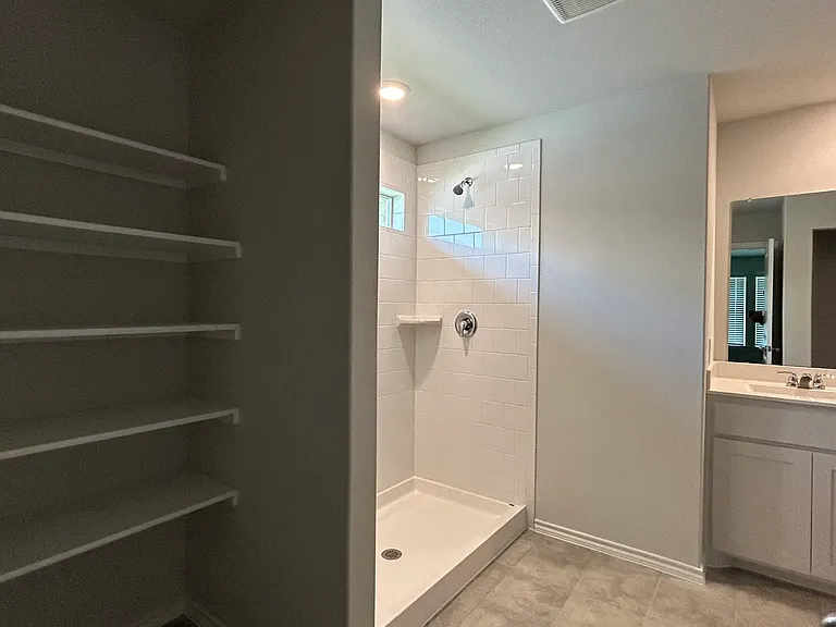 108 Piping Rock Dr — Photo 19