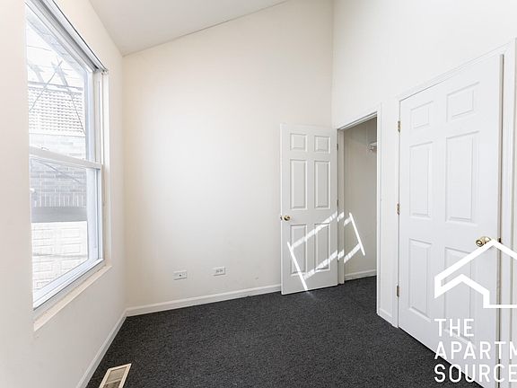5th image of 2440 N Ashland Ave