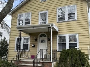 18 S Mountain Ave, Cedar Grove, NJ 07009