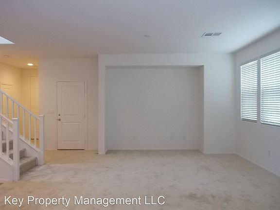 3rd image of 10691 Country Knoll Way