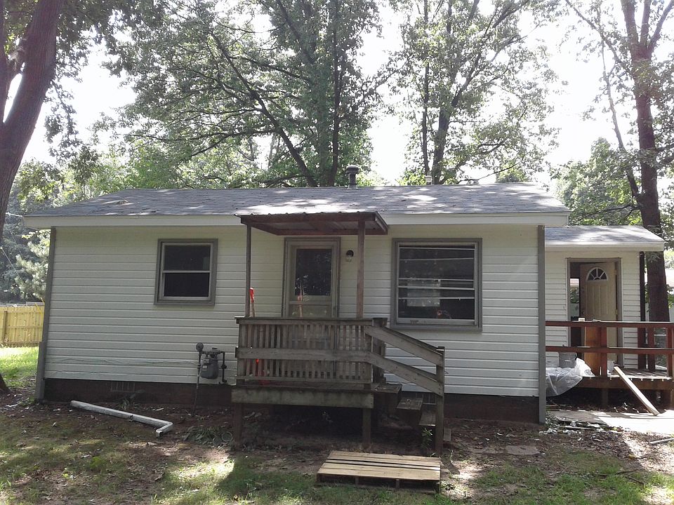 1st image of 24751 Morton St