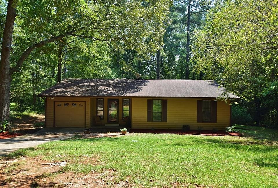 1st image of 3426 Poplar Dr
