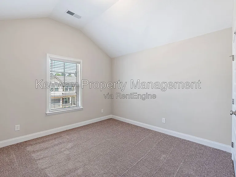 1119 Jolly Ln — Photo 16