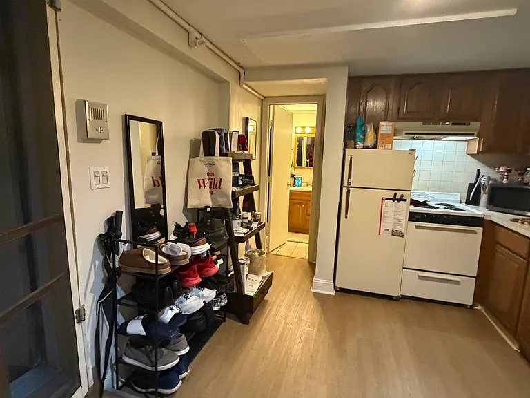 35 N Margin St #B — Photo 2