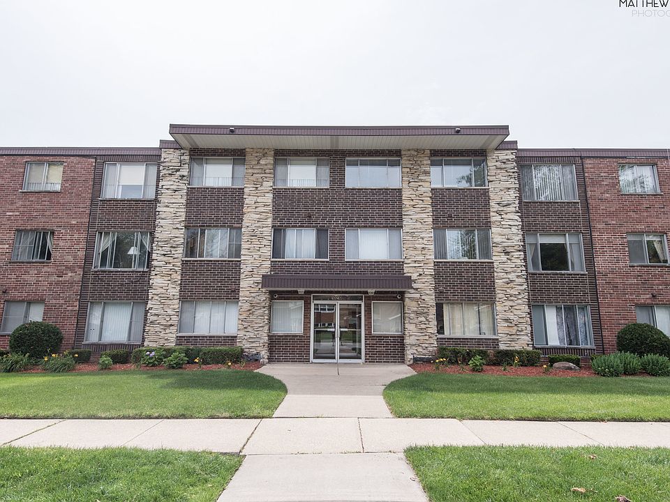1st image of 10210 S Washington Ave #302