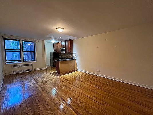 3rd image of 8330 118th St APT 4P