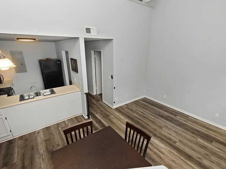 1009 Stonegate Dr #A — Photo 9