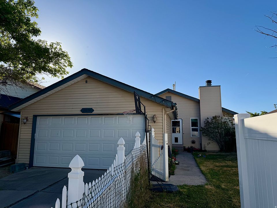 1st image of 3038 S Arthurs Ct