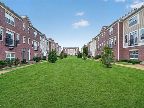 4th image of 336 Neuman Way #9E