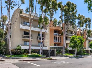 750 N Kings Rd APT 111, Los Angeles, CA 90069