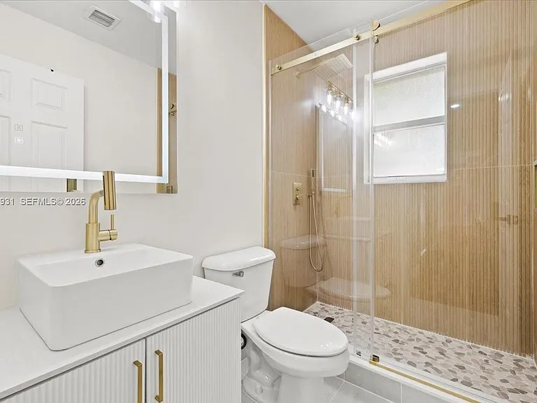 5014 SW 155th Ter #5014 — Photo 13