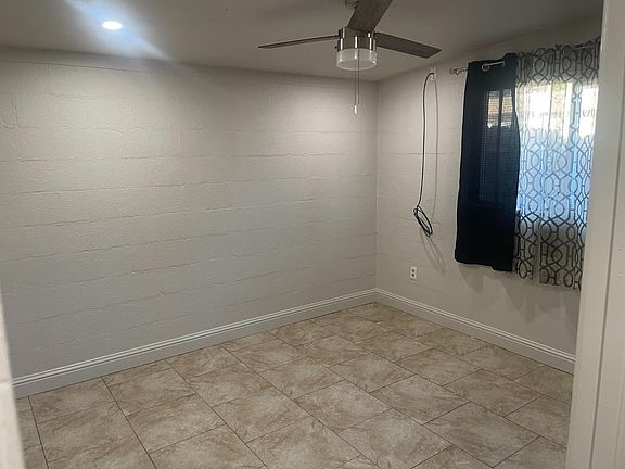 5th image of 2326 E Hampton Way
