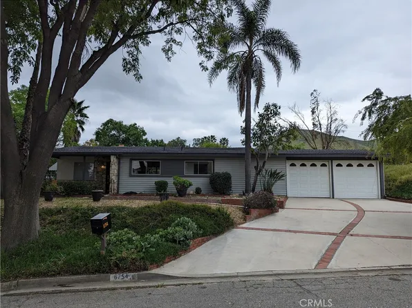 6754 Sunset Cir, Riverside, CA 92505