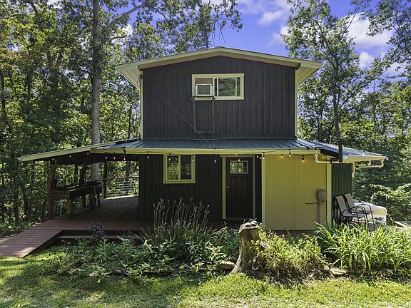 5th image of 258 Black Bear Ridge Rd