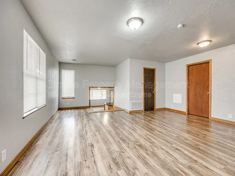 1802 S Dille Ave — Photo 7