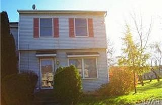 1st image of 810 Cove Ct