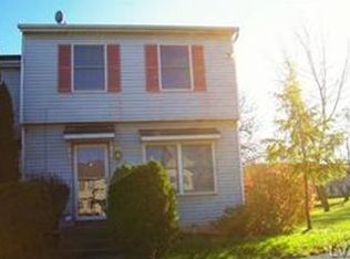 810 Cove Ct, Bethlehem, PA 18017