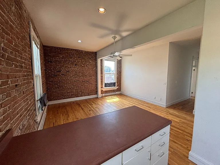 101-107 W Bridge St #1 — Photo 7