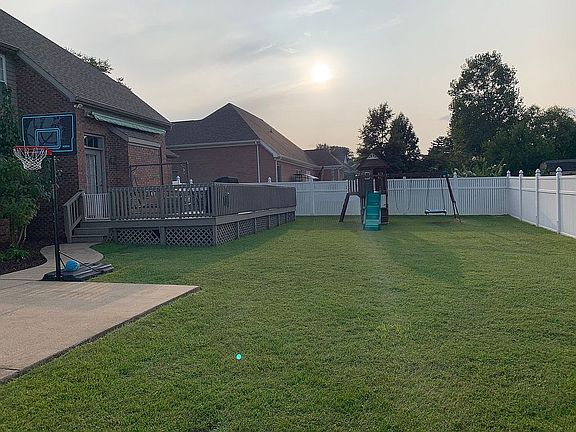 3rd image of 3750 Grinell Dr