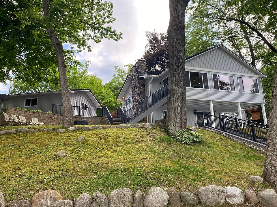 1st image of 6666 Birchshore Dr