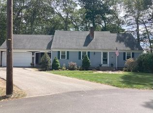 19 Metcalf Cir, North Attleboro, MA 02760