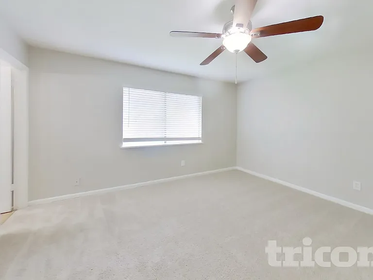 5030 Ridgecreek Dr — Photo 8