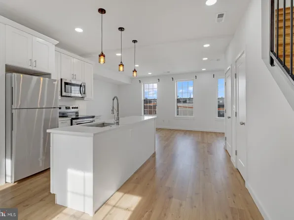 2045 Trenton Ave Unit 402, Philadelphia, PA 19125