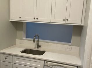 1 Washington Ct APT 5, Stamford, CT 06902