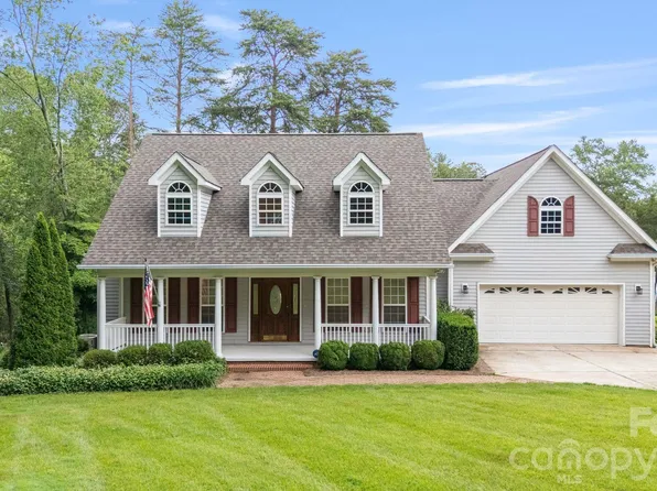 9372 Island Point Rd, Sherrills Ford, NC 28673