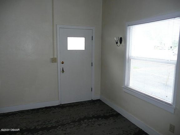 5th image of 307 Cottrill Ave