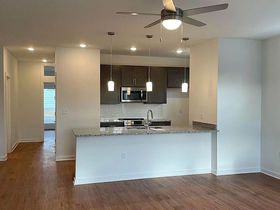 5th image of 1401 Porter St #A
