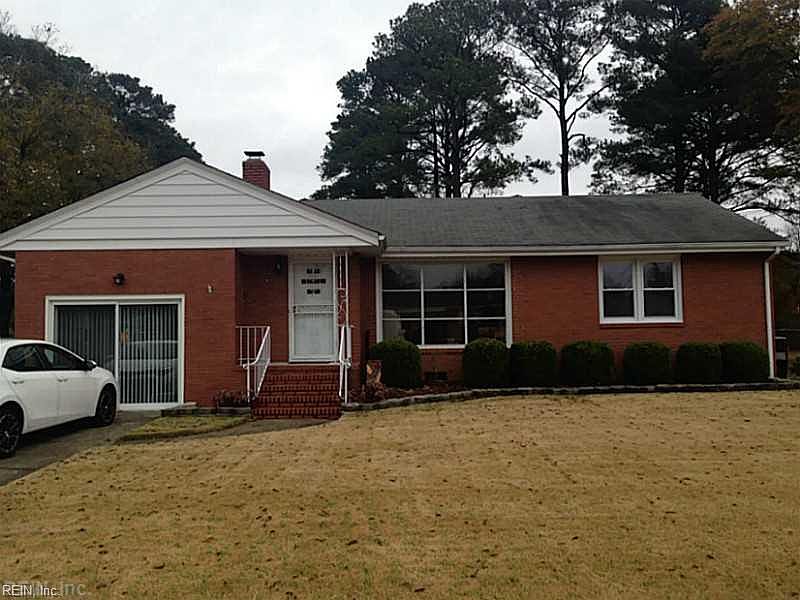 1st image of 316 Saunders Dr