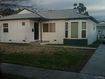 2nd image of 2825 N Alameda Ave