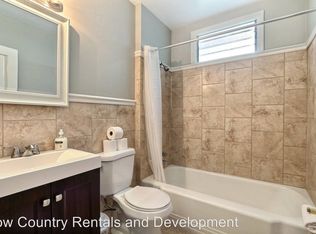 208 E 60th St #A, Savannah, GA 31405