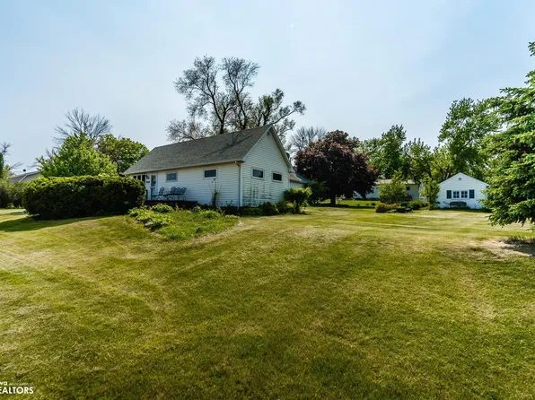 511 Beckman St, Beaman, IA 50609