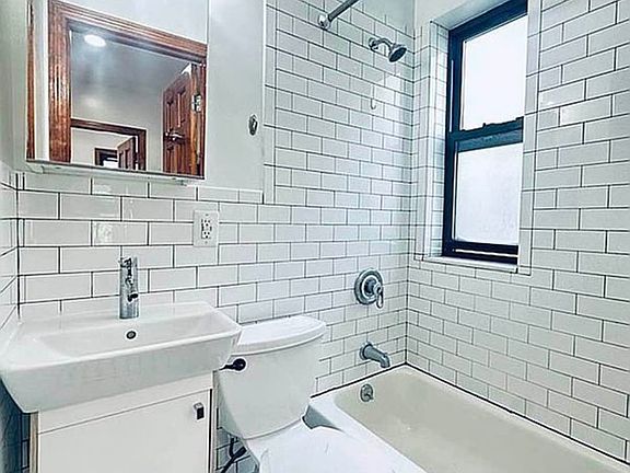 4th image of 175 E 101st St #6F