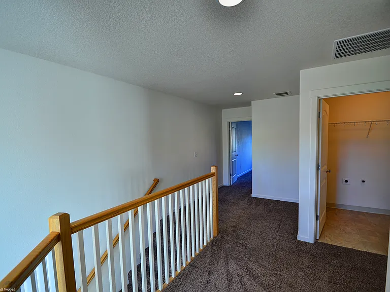 9500 NE 72nd St #1 — Photo 11